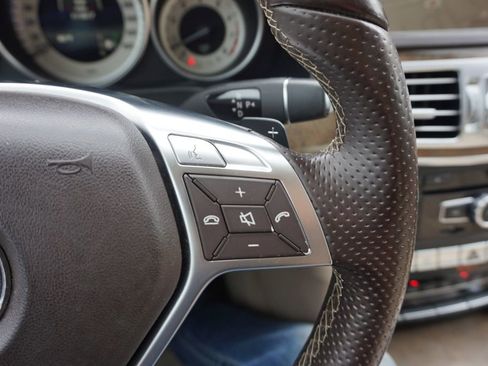 Used 2015 Mercedes-Benz E 350 Sedan image 32
