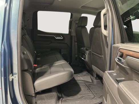 Used 2024 GMC Sierra 1500 SLT w/ SLT Premium Package image 14
