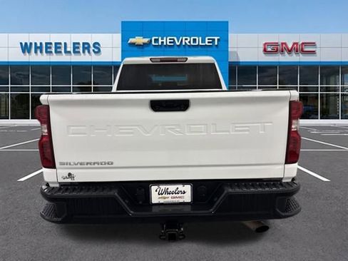 Used 2022 Chevrolet Silverado 2500 W/T w/ WT Convenience Package image 4