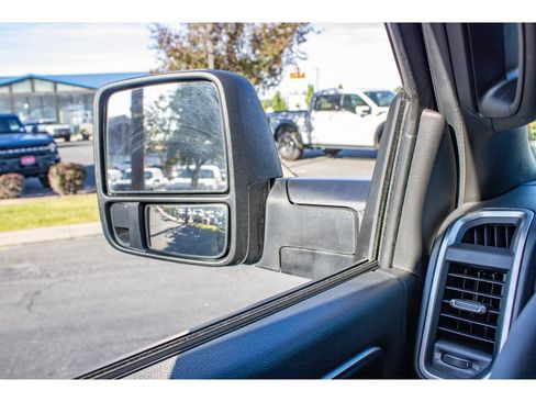 Certified 2025 RAM 2500 Big Horn AWD/4WD image 36