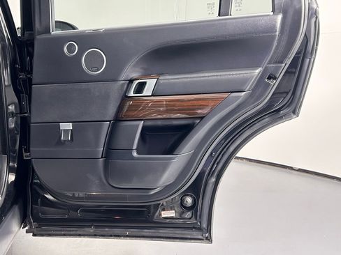 Used 2016 Land Rover Range Rover Long Wheelbase Supercharged image 12