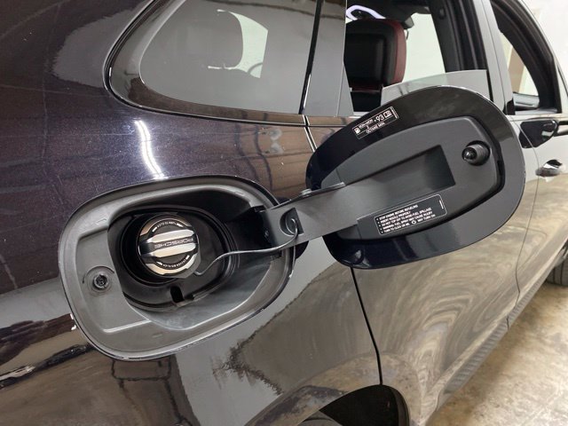 Used 2024 Porsche Macan S AWD/4WD image 92