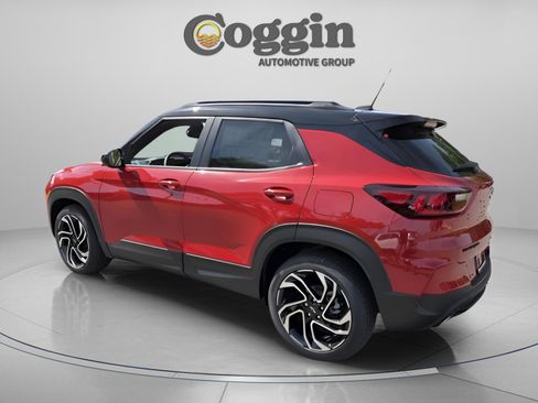 New 2026 Chevrolet TrailBlazer RS w/ Convenience Package FWD image 3