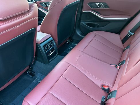 Used 2025 BMW 330i 330i image 4