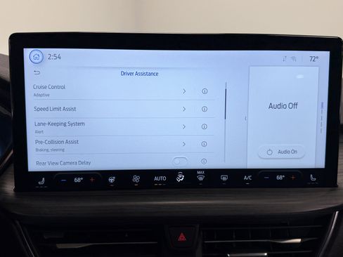 Used 2023 Ford Escape Platinum image 11