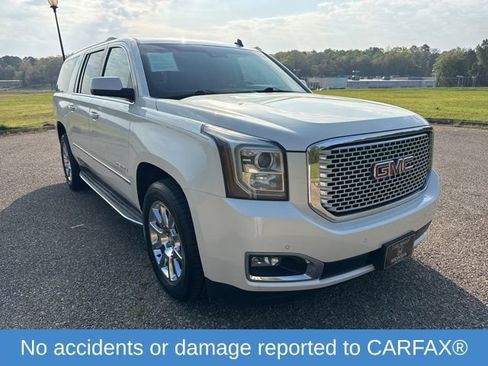 Used 2015 GMC Yukon XL Denali w/ Touring Package AWD/4WD image 2