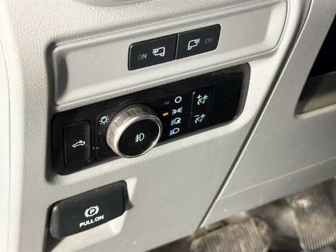 Used 2023 Ford F150 XLT w/ Trailer Tow Package AWD/4WD image 10