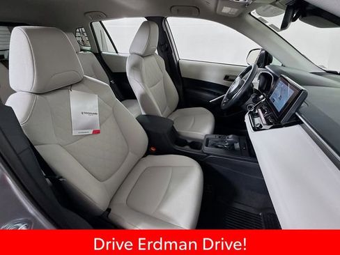 Certified 2026 Toyota Corolla Cross L FWD image 23