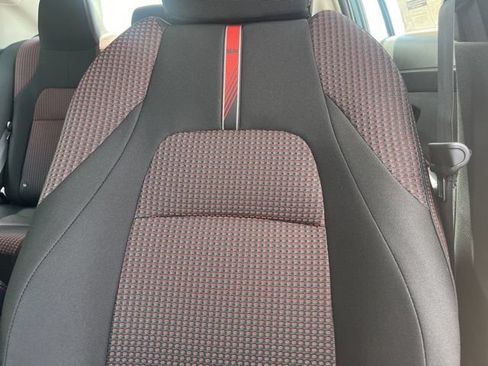 New 2026 Nissan Sentra SR w/ Floor Mat Package FWD image 9