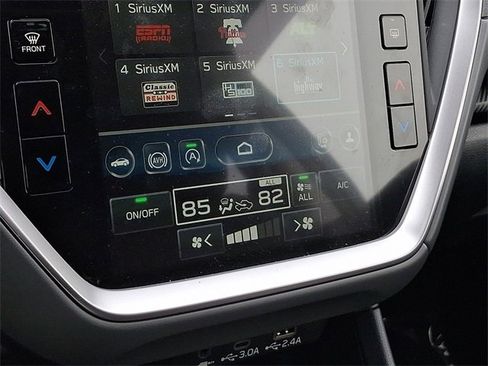 Used 2025 Subaru Crosstrek 2.0i Premium image 17