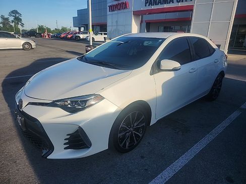 Used 2019 Toyota Corolla SE FWD image 6