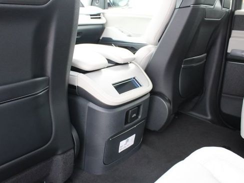 New 2026 Lincoln Navigator Reserve AWD/4WD image 67