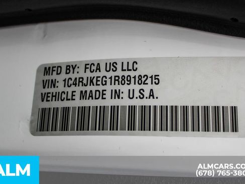 Used 2024 Jeep Grand Cherokee L Summit w/ Advanced Protech Group IV AWD/4WD image 43