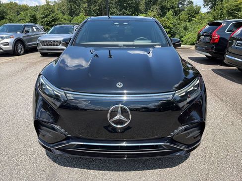 Used 2023 Mercedes-Benz EQS 450+ SUV w/ Pinnacle Trim Package image 2