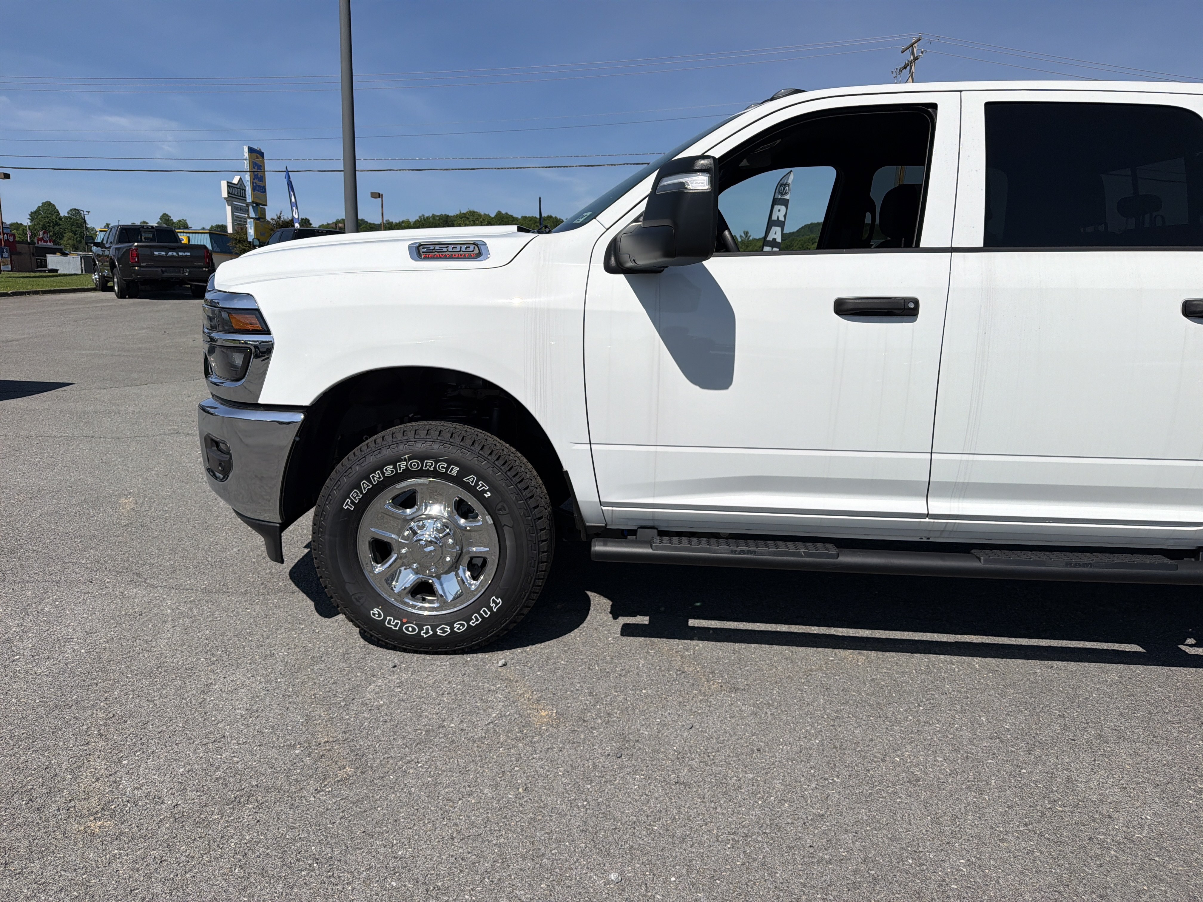 New 2026 RAM 2500 Tradesman AWD/4WD image 11