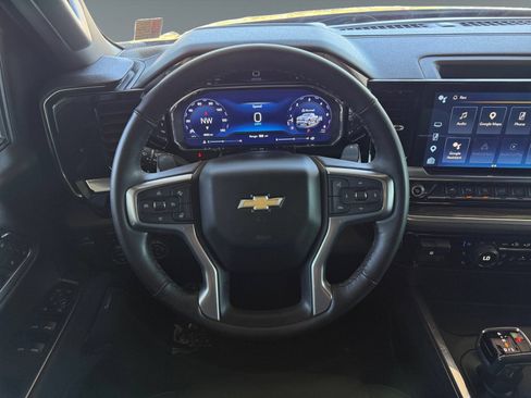 Used 2025 Chevrolet Silverado 1500 LTZ w/ Z71 Off-Road Package AWD/4WD image 17