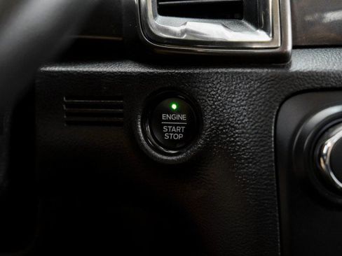 Used 2019 Ford Ranger Lariat w/ Equipment Group 501A Mid RWD image 19