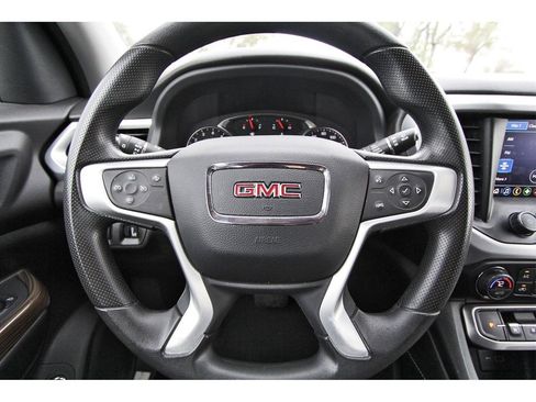 Used 2023 GMC Acadia SLE w/ Driver Convenience Package image 14