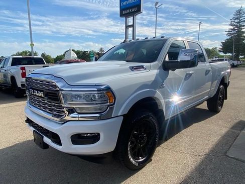 Used 2024 RAM 2500 Limited AWD/4WD image 7