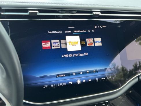 Used 2024 Mercedes-Benz E 350 4MATIC Sedan image 23