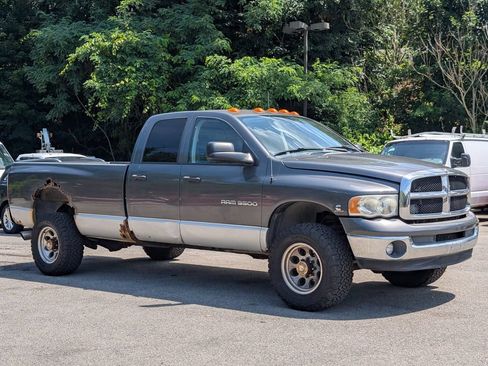Used 2004 Dodge Ram 3500 Truck ST w/ Trailer Tow Group AWD/4WD image 1