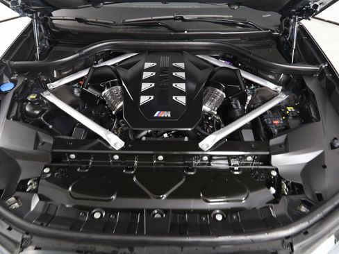 Used 2023 BMW X7 M60i w/ Executive Package image 69