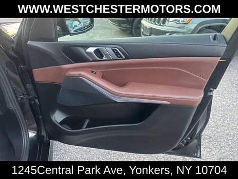 Used 2022 BMW X5 xDrive40i w/ Premium Essential Package AWD/4WD image 14