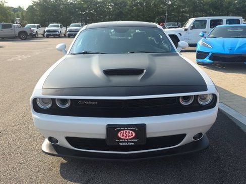 Used 2021 Dodge Challenger R/T Scat Pack w/ T/A Package RWD image 8