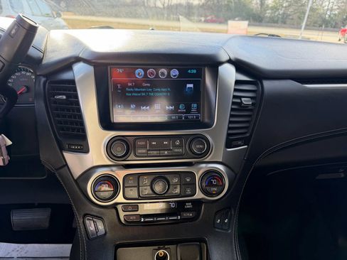 Used 2018 Chevrolet Tahoe LT image 17