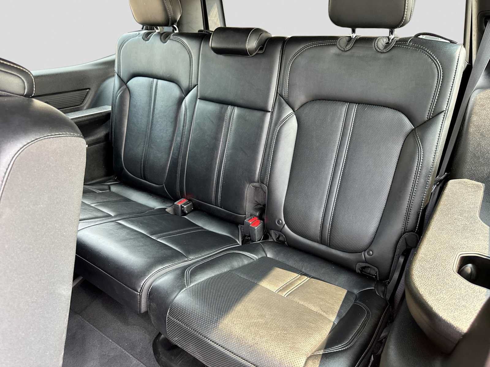 Used 2024 Jeep Wagoneer Series II w/ Flexible Seating Group AWD/4WD image 19