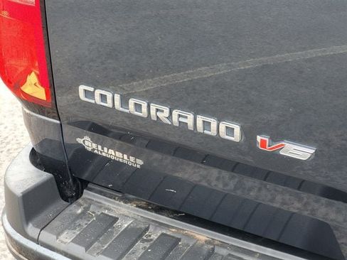 Used 2019 Chevrolet Colorado Z71 AWD/4WD image 8