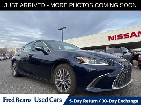 Used 2022 Lexus ES 350 image 1