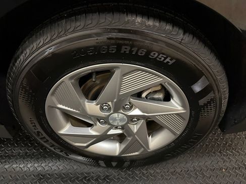 Used 2025 Hyundai Sonata SE image 17