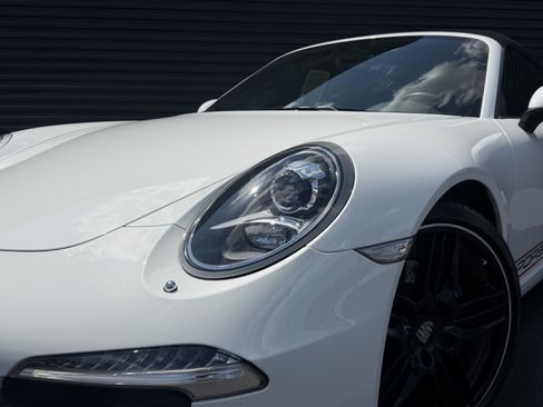 Certified 2014 Porsche 911 Carrera RWD image 24