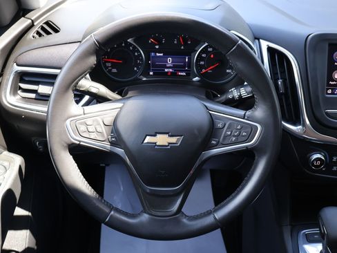Used 2022 Chevrolet Equinox LT AWD/4WD image 14