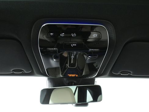 Certified 2025 Mercedes-Benz GLC 300 4MATIC image 22