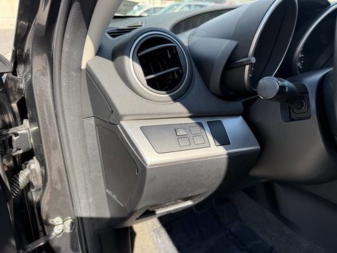 Used 2010 MAZDA MAZDA3 i Touring image 11