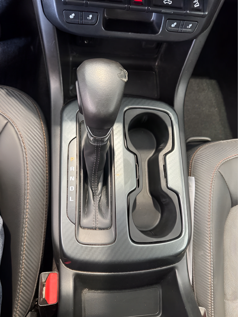 Used 2022 GMC Canyon AT4 AWD/4WD image 9