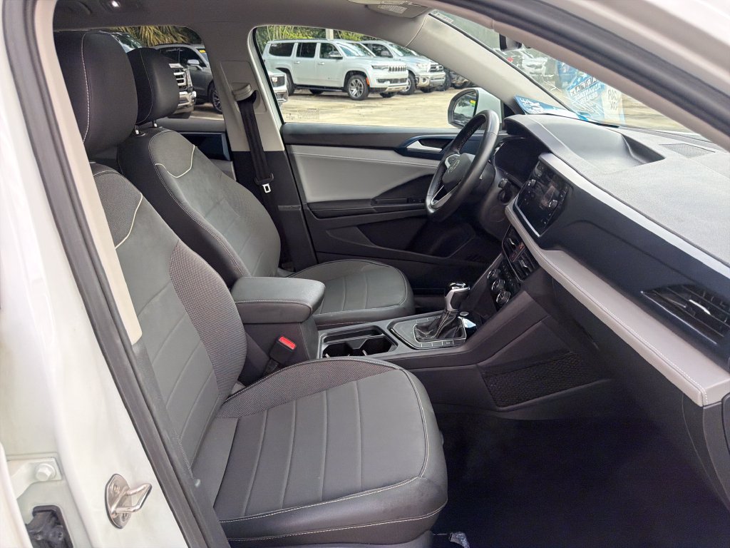 Used 2024 Volkswagen Taos SE FWD image 27