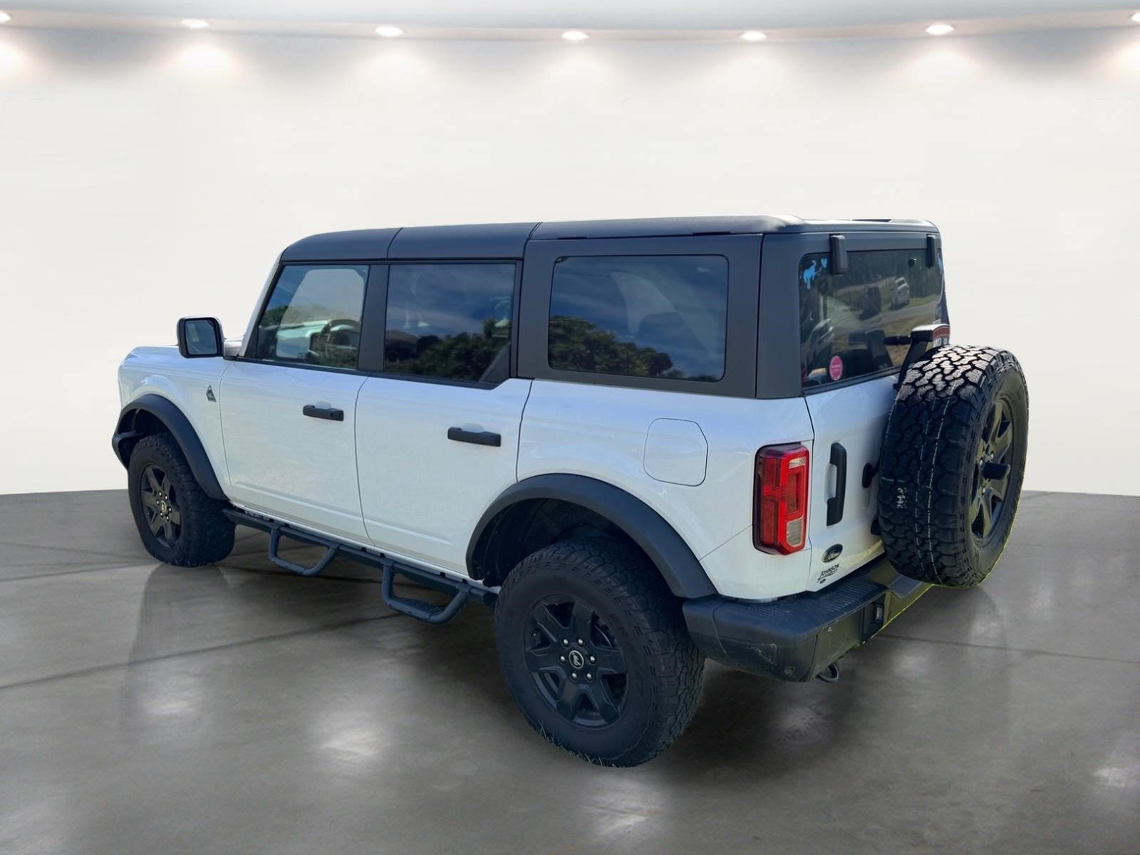 Used 2024 Ford Bronco Black Diamond AWD/4WD image 11