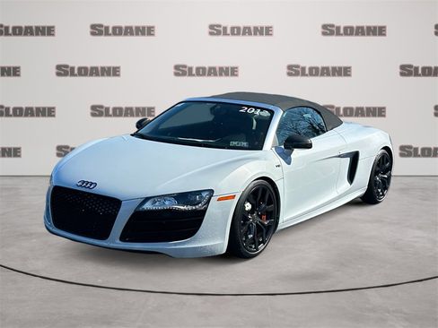 Used 2012 Audi R8 V10 w/ Enhanced Leather Pkg image 1
