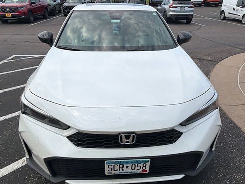 Used 2025 Honda Civic Sport image 2