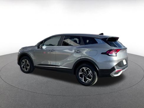 Used 2024 Kia Sportage LX image 10