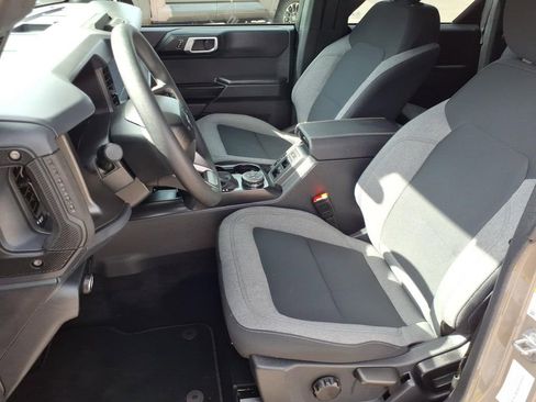 Used 2025 Ford Bronco 4-Door image 15