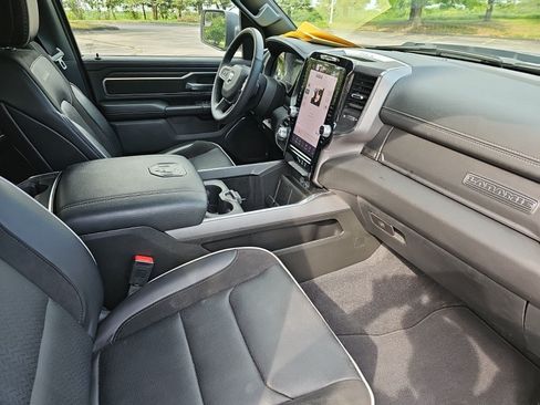 Used 2025 RAM 1500 Laramie w/ Sport Appearance Package AWD/4WD image 10