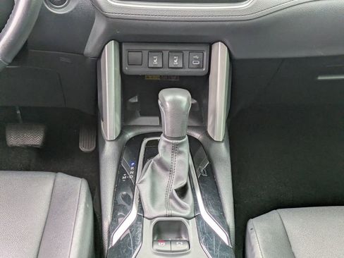 Certified 2024 Toyota Corolla Cross XLE image 18