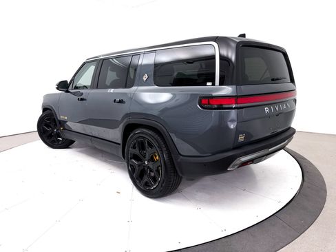 Used 2023 Rivian R1S Adventure AWD/4WD image 22