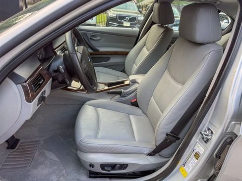 Used 2008 BMW 328i Sedan RWD image 11