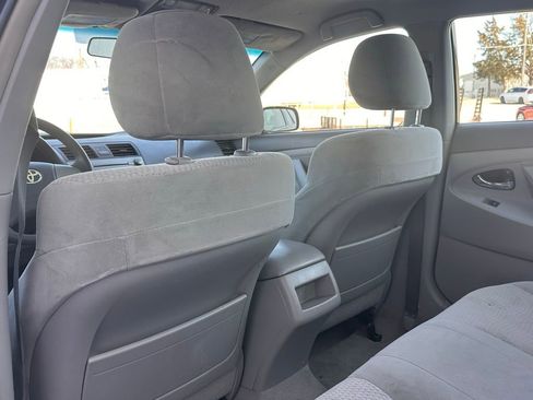 Used 2011 Toyota Camry LE w/ LE Extra-Value Pkg image 13