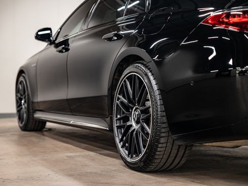 Used 2024 Mercedes-Benz S 63 AMG S image 35